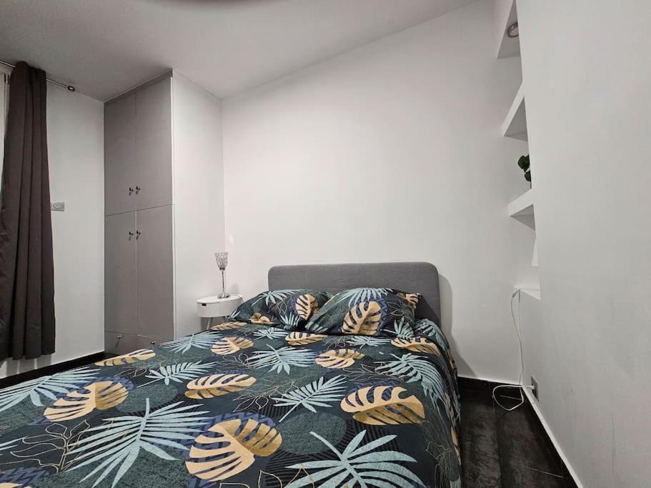 Appartement Proche Metro Paris Pantin Exterior photo